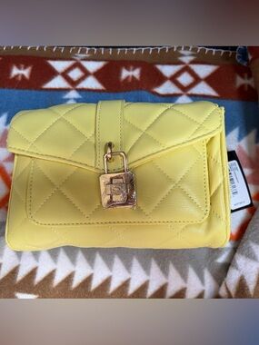 Bebe Kellen Crossbody Bag in Lemon NEW